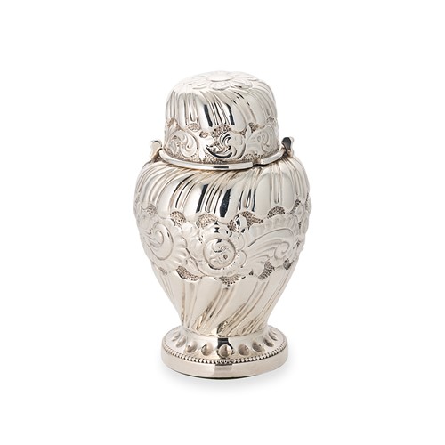 Lot 326 - A Victorian silver canister with lid