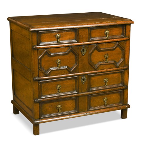 Lot 370 - A small oak chest of drawers, late 17th century