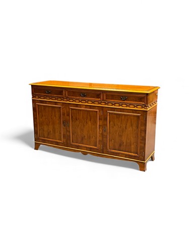 Lot 747 - Three items of George III style reproduction yewwood veneered furniture, 20th century