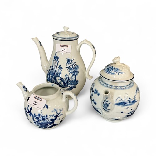 Lot 45 - A Worcester blue and white Cannonball pattern teapot and cover, circa 1760
