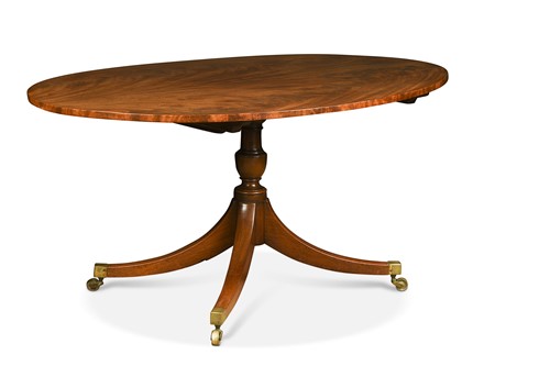 Lot 622 - A Regency mahogany oval breakfast table