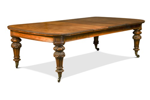 Lot 598 - An early Victorian mahogany extending dining table