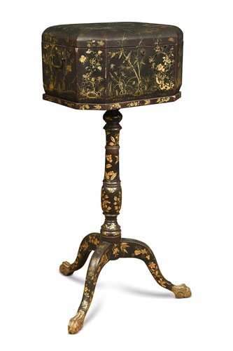 Lot 509 - A Chinese Export black and red lacquer teapoy, early 19th century