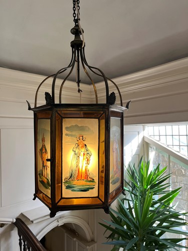 Lot 537 - A Regency hexagonal hall lantern