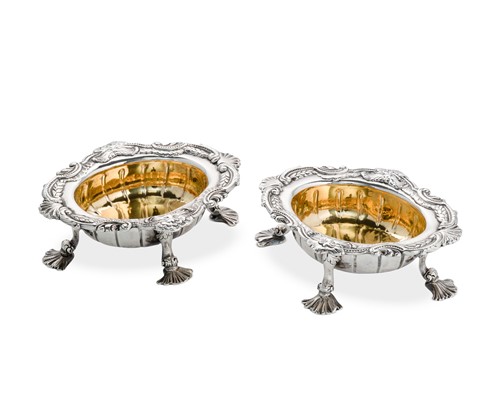 Lot 312 - A pair of fine English 18th century or earlier silver salts