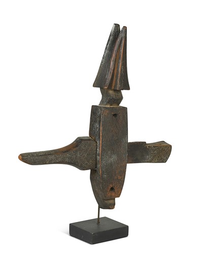 Lot 75 - A Dogon (Mali) wooden door lock, 19th century