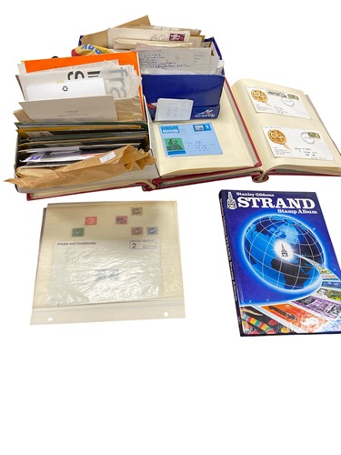 Lot 252 - A large collection of world stamps, to include...