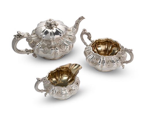 Lot 348 - A William IV silver three-piece tea service