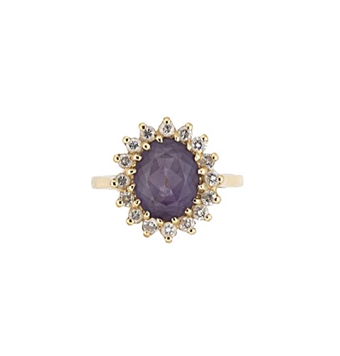 Lot 59 - An 18ct gold amethyst and diamond cluster ring