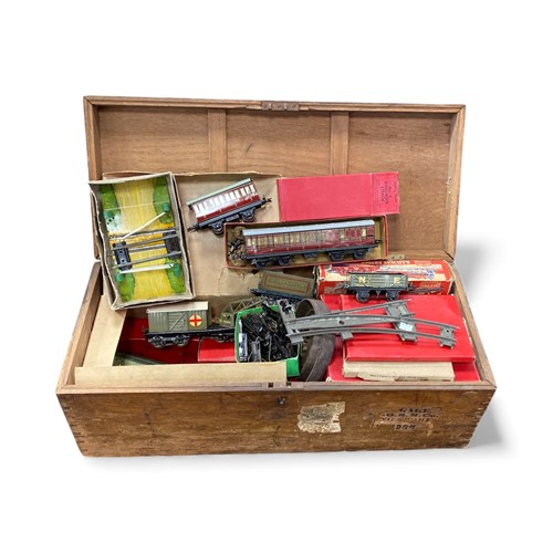 Lot 145 - A Hornby O gauge model railway: No.1 Milk...