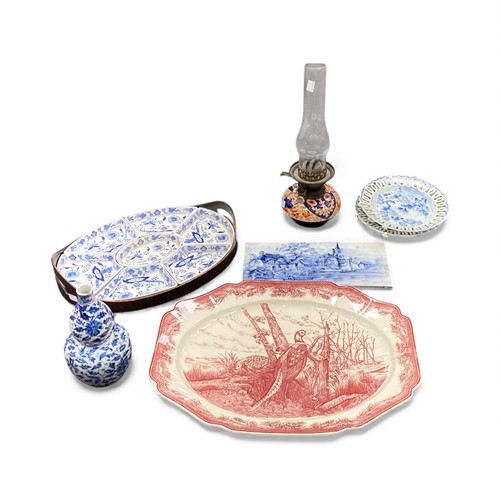 Lot 135 - A Chinese blue and white double gourd vase,...