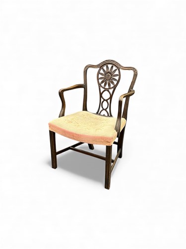 Lot 730 - A George III Hepplewhite style mahogany open...