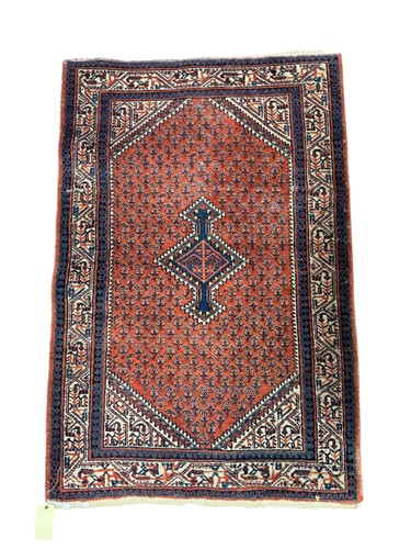 Lot 728 - A Persian wool rug 156 x 104cm