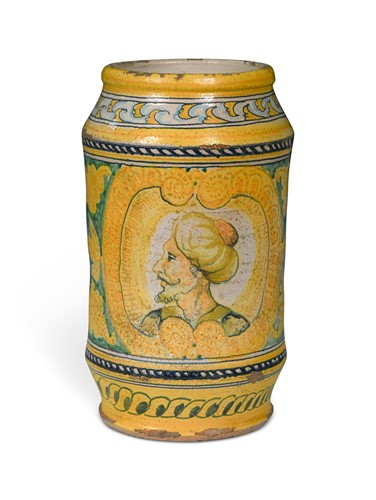 Lot 354 - An Italian majolica albarello