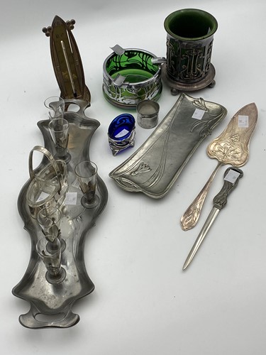 Lot 78 - A collection of Continental electroplate and...