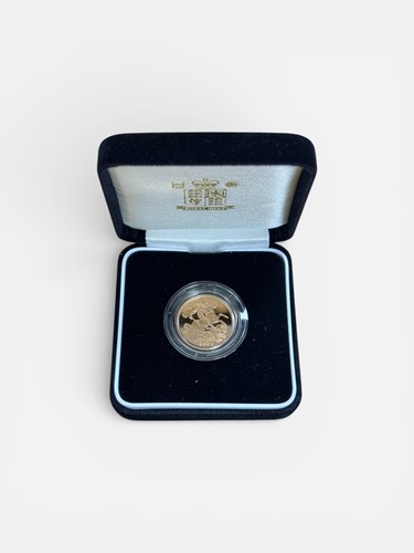 Lot 68 - QEII 2001 gold proof sovereign