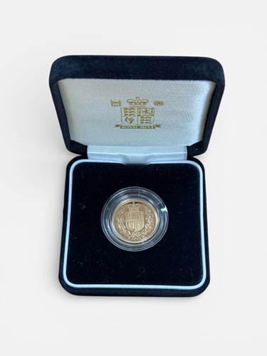 Lot 71 - QEII 2002 gold proof sovereign