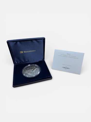 Lot 78 - 2004 Westminster Silver Medal St George and the Dragon
