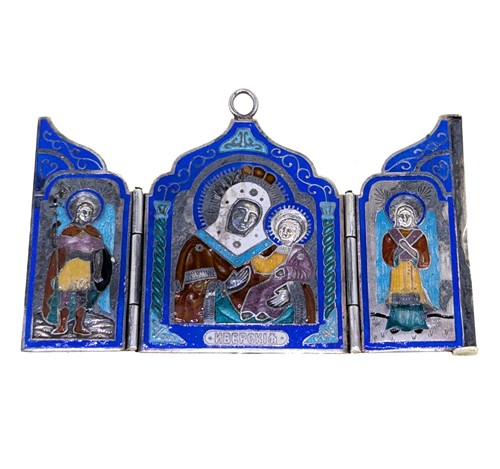 Lot 13 - A Russian silver and enamel pendant icon
