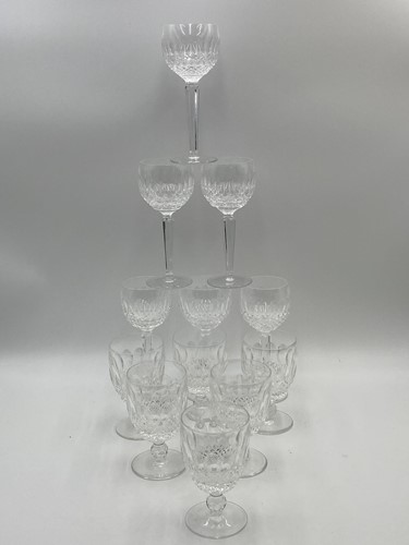 Lot 117 - A suite of Waterford Coleen pattern glassware,...