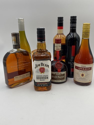 Lot 220A - Mixed wines and spirits to include: King's...