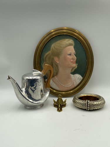 Lot 154 - Various metalwares, to include a Picquot...