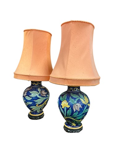 Lot 99 - A pair of low baluster shaped Cantagali style...