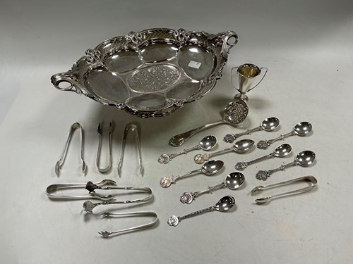 Lot 352 - A German silver fruit bowl on stand marked '12...