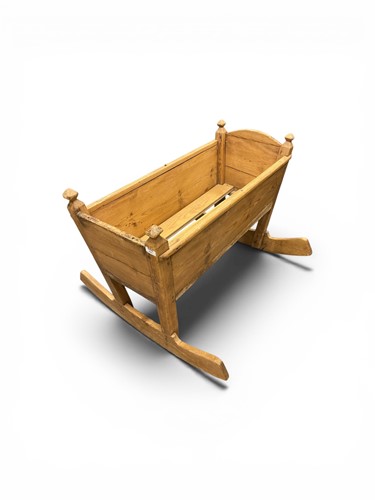 Lot 680 - A pine rocking baby's cot or cradle 68 x 85 x...