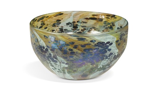 Lot 18 - Peter Layton (1937-), an Art Glass bowl