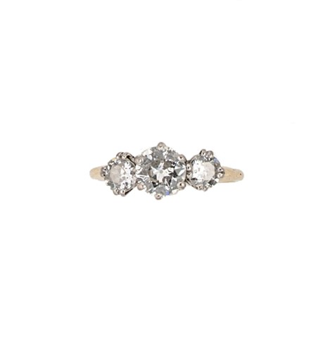 Lot 180 - A three stone diamond ring