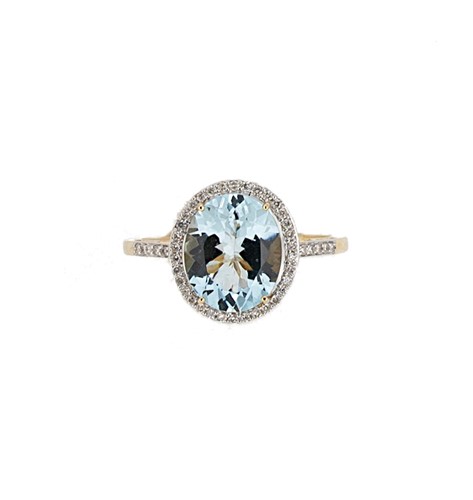 Lot 143 - An 18ct gold aquamarine and diamond halo style ring