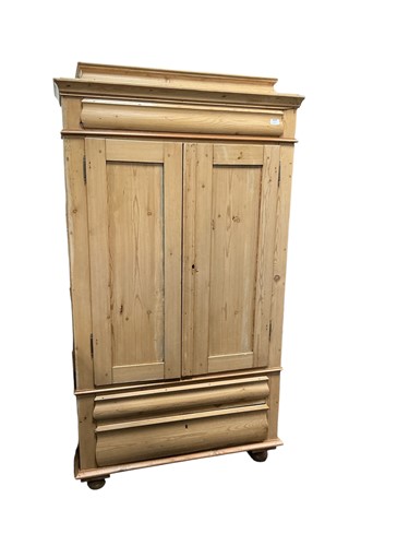 Lot 513 - A Continental pine wardrobe 179 x 98 x 45cm