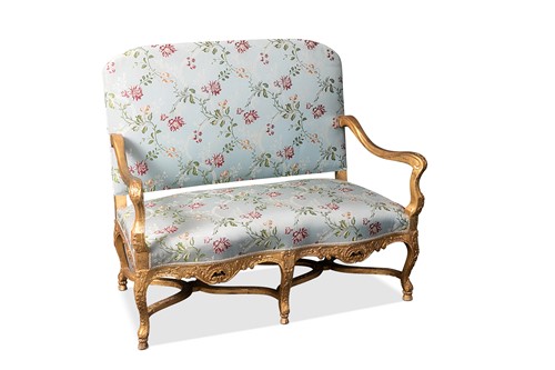 Lot 142 - An 18th century style two-seater giltwood settee
