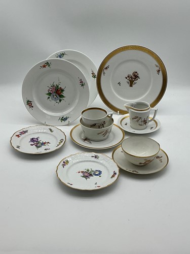 Lot 14 - A Royal Copenhagen 'Brown Rose' pattern c 1936...