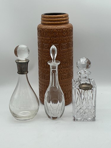 Lot 118 - Modern baluster shaped decanter with...