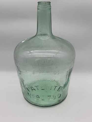 Lot 101 - A green glass carboy, together with various...