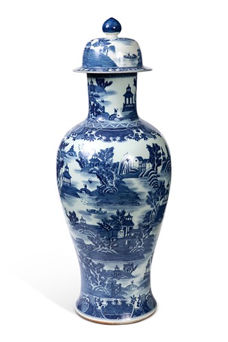 Lot 41 - A large Chinese blue and white vase and cover