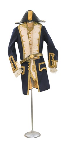 Lot 81 - A Royal Navy uniform