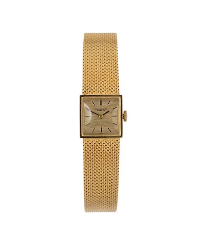 Lot 260 - IWC - An 18ct gold wristwatch