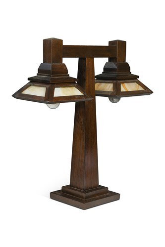 Lot 119 - An American Mission style twin branch oak table lamp
