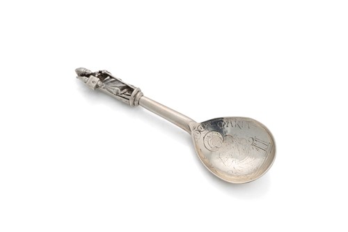 Lot 451 - A 19th century or later Continental silver anointing spoon