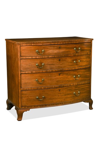 Lot 631 - A Regency mahogany bow fronted chest