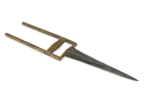 Lot 60 - An Indian Katar push dagger