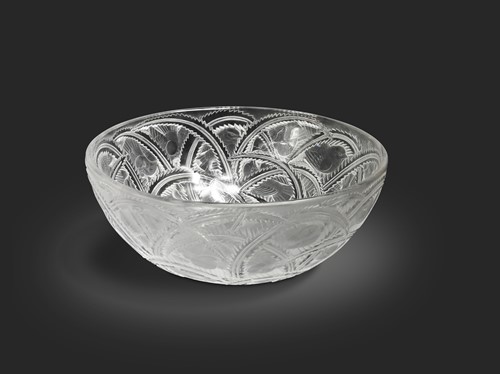 Lot 10 - Pinson, an R. Lalique frosted and polished glass bowl, circa 1933