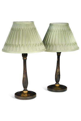 Lot 492 - A pair of chinoiserie lacquer table lamps, circa 1920