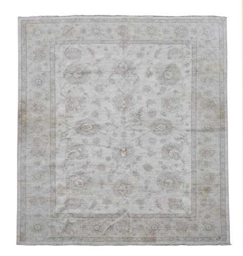 Lot 571 - A contemporary Ziegler design wool carpet