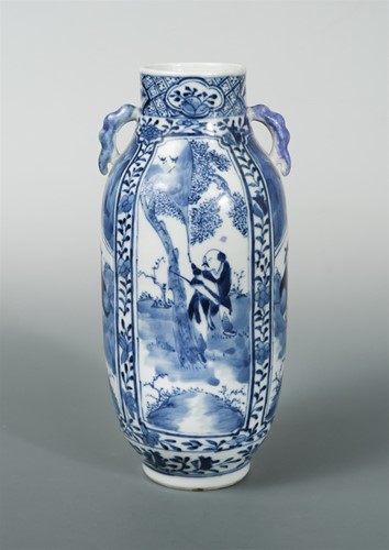 Lot 22 - A 19th century blue and white vase
