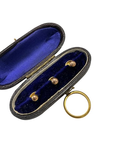 Lot 271 - A hallmarked 22ct gold wedding band, weight...