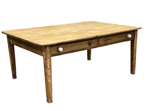 Lot 690 - A Victorian pine kitchen table